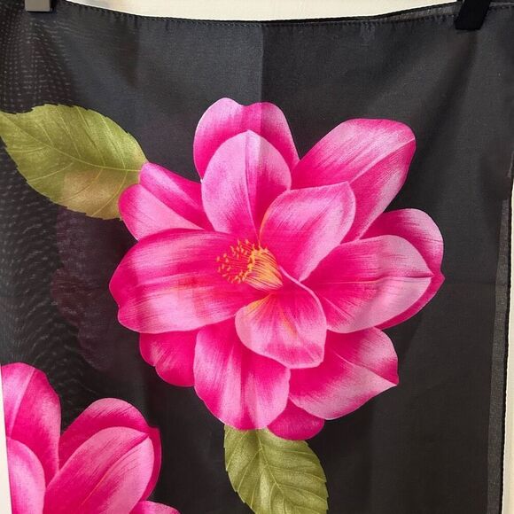 Italian Tropical Hibiscus pink Flower Black Square Scarf Made In Italy 30”X30 ar - Picture 7 of 9